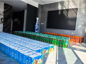 一份中秋禮，傳遞公司愛。